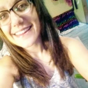 Meet your Posher, Cassandra